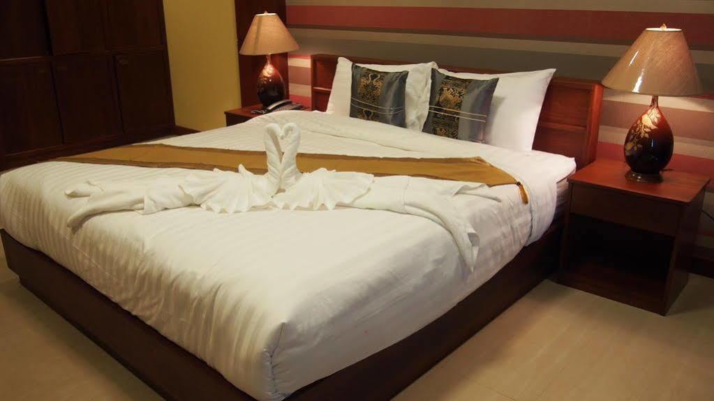 Kaldi House Hotel Чиангмай Екстериор снимка